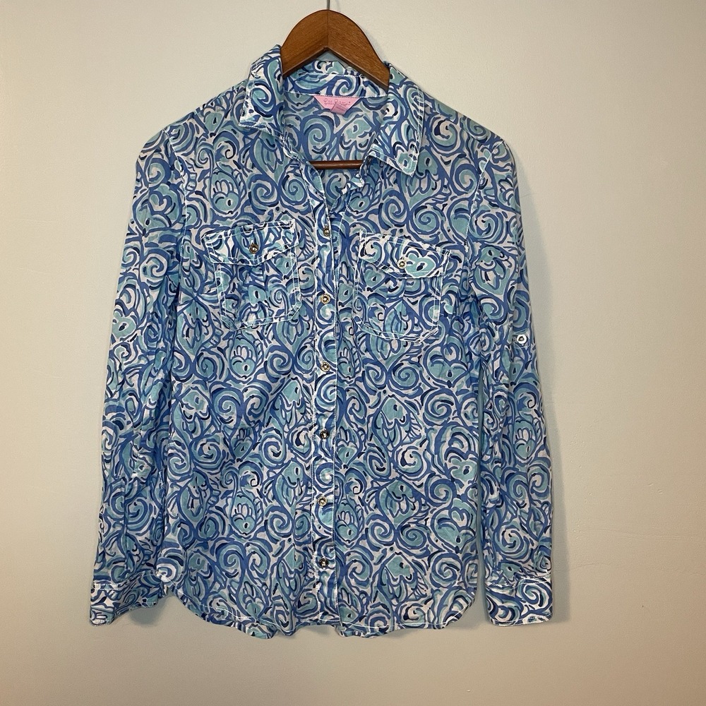 Lilly Pulitzer Cruiser Shirt Resort White Chasing‎ Tail Blue Size 2 EUC